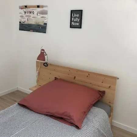 2 Dans Avec Jardin Apartamento