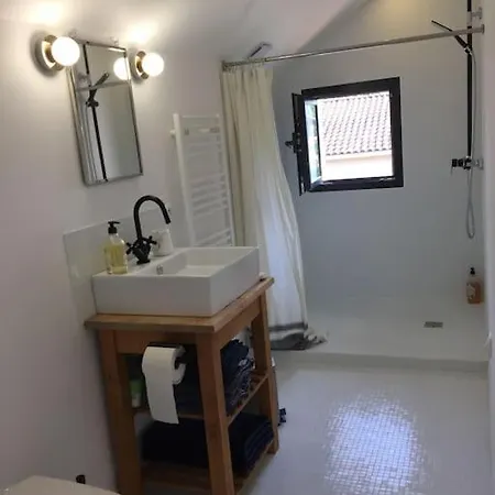 2 Dans Avec Jardin Apartamento